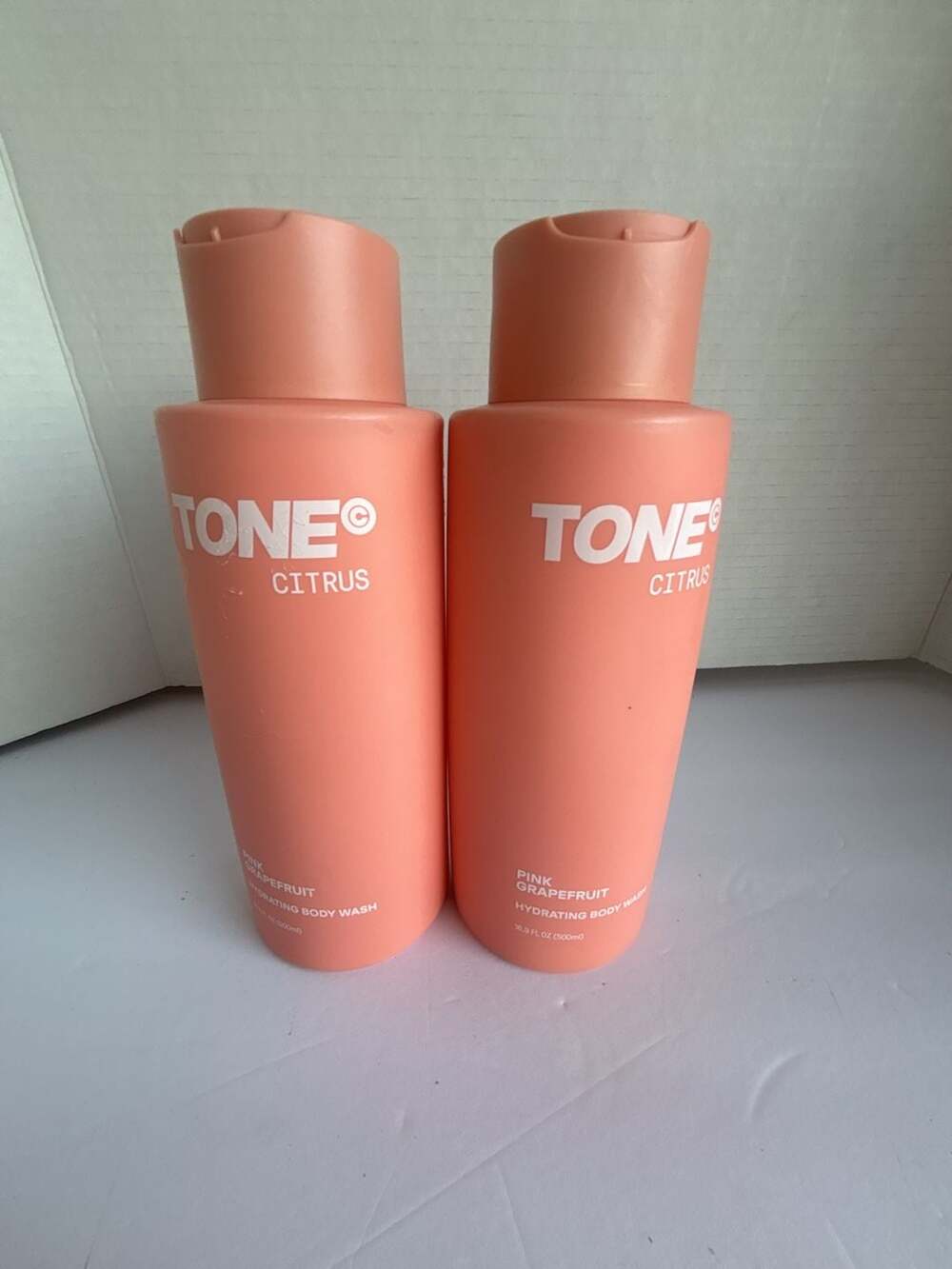 Tone Citrus Pink Grapefruit Hydrating Body Wash 16.9 fl oz Lot of 2